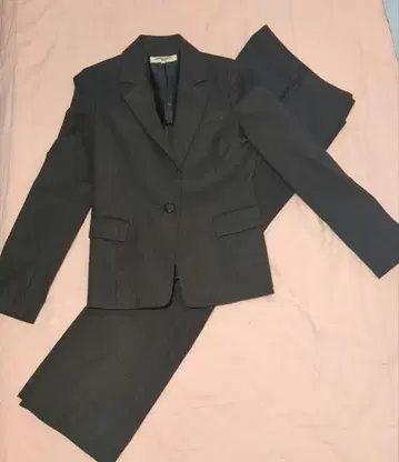 [내추럴 뷰티 베이직] 스트라이프 싱글 버튼 수트 셋업