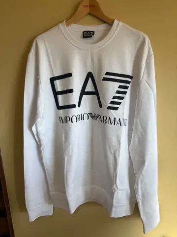 엠포리오 아르마니 EA7 화이트 트레이닝복 맨투맨 XL