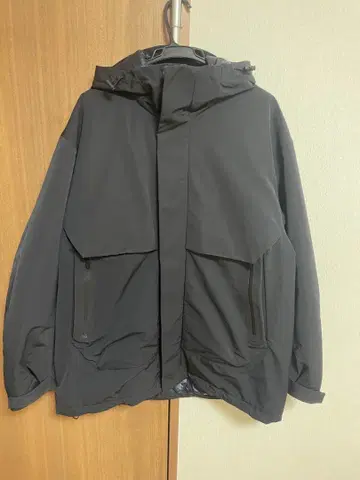 UNIQLO 하이브리드 다운 파카 +j