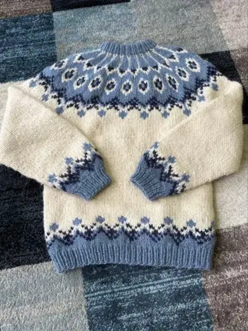 노르딕 무늬 긴팔 스웨터 니트 두꺼운 원단 덴마크제 [ STOBI ]