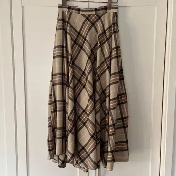 유나이티드 애로우즈 체크 무늬 플레어 롱 스커트 36