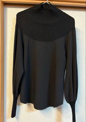 LE CIEL BLEU 르쉘블루 하이넥 블라우스