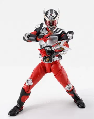 미개봉 새상품 S.H.Figuarts 진골조제법 가면라이더 류우키 피규어