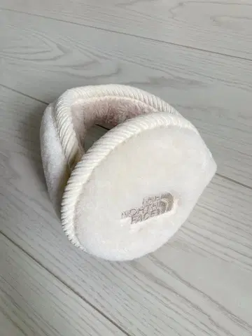 [ 완판템 ] 한국 THE NORTH FACE 퍼프 귀도리