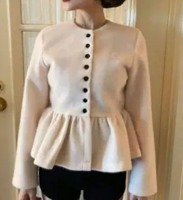 컨디션 최상 Bibiy 'B' CAMEL 페플럼 가디건 핑크