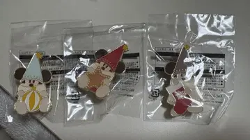 디즈니 릴린린 2025 크리스마스 핀 배지