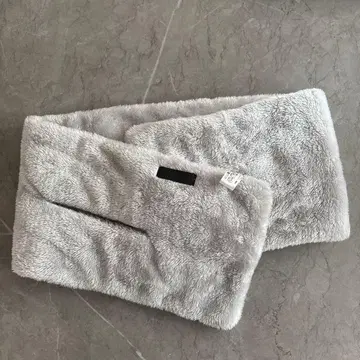 [ 미사용 새상품 ] ANNA SUI 안나수이 그레이 플리스 넥워머