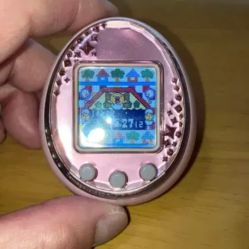 반다이 타마고치 ID l 핑크