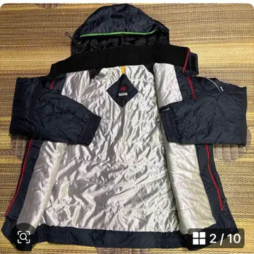 바틀 울트라 웜 네이비 후드 부착 자켓 미사용품