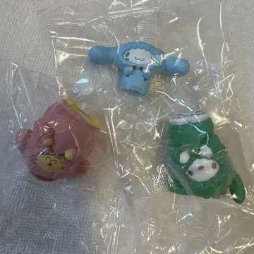 산리오 캐릭터즈 므규므규! 후드티 피규어 3개 세트