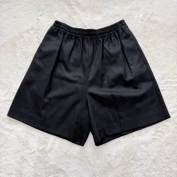 새상품급 IENA 워셔블 울 숏팬츠 블랙 38 완판템