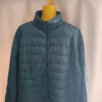 유니클로 UNIQLO 울트라 라이트 다운 자켓 새상품급