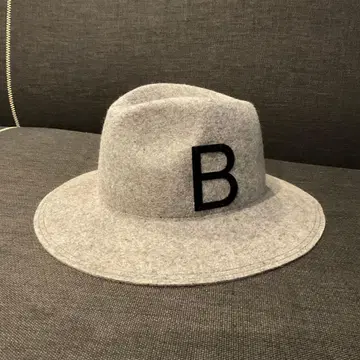 새상품 택 포함 Boniture 보니튜르 그레이 햇 57.5cm