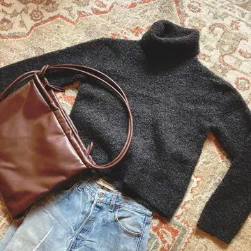 agnes b 터틀넥 스웨터