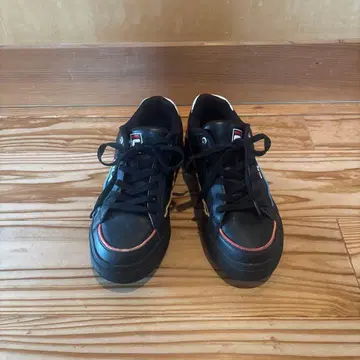 FILA 블랙 스니커즈 레인보우 통굽