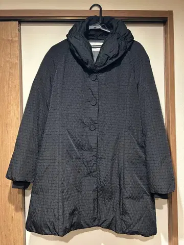 GIANNI LO GIUDICE 블랙 다운 자켓 40