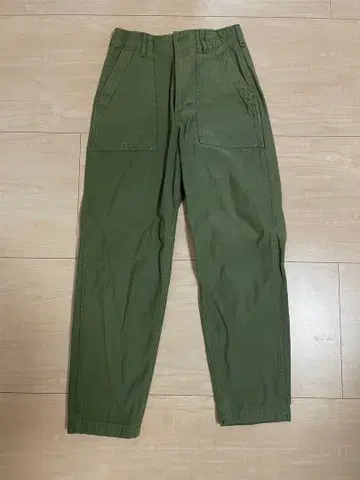 더 신즈 신즈 베이커 팬츠 사이즈 32