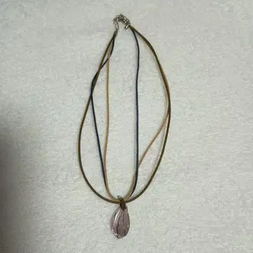 나뭇잎 모양 펜던트 목걸이 멀티 컬러