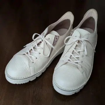 모드 카오리 천연 가죽 발수 레이스업 사이드 지퍼 스니커즈 4E