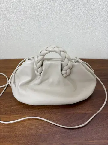 [ HEREU ] BOMBON 백 아이보리