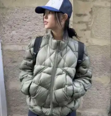 Roa 하이킹 라이트 다운 재킷 사이즈 M