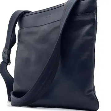 새상품급 던힐 숄더백 사코슈 함스테드 네이비 가죽