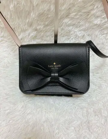 새상품급 Kate spade(케이트 스페이드) 숄더백 가죽 블랙 리본