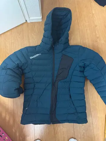DIADORA 다크 블루 다운 자켓