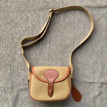 Brady 브래디 코르네 미니