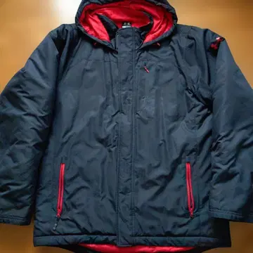 Under Armour 후드 부착 자켓