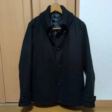 NANO UNIVERSE 블랙 버튼 코트