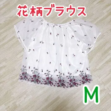 꽃무늬 자수 블라우스 M 사이즈
