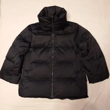 유니클로 +J 다운 볼륨 자켓 블랙 L