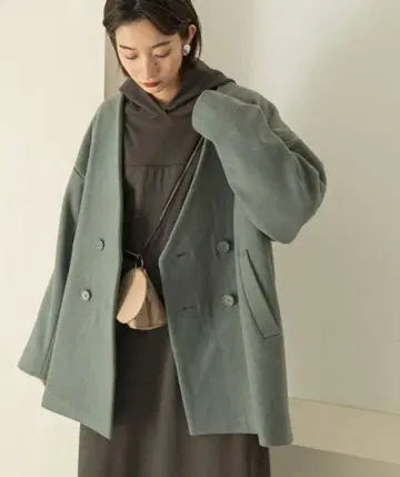 KBF BIG 노카라 숏코트