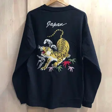 HOUSTON 휴스턴 수베니어 스카잔 자수 호랑이 롱t 긴팔 티셔츠