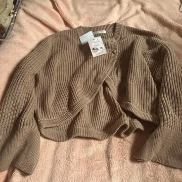 베이지 리브 편직 가디건