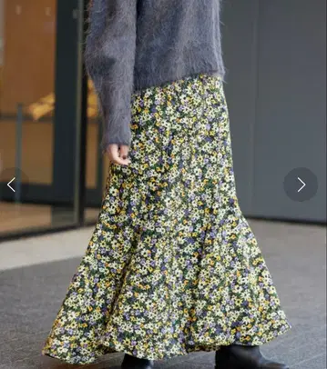 새상품급 IENA 플라워 프린트 에스카르고 스커트