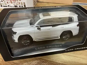 도요타 랜드크루저 화이트 모형