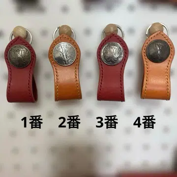 핸드메이드 손바느질 가죽 코인 부착 키링