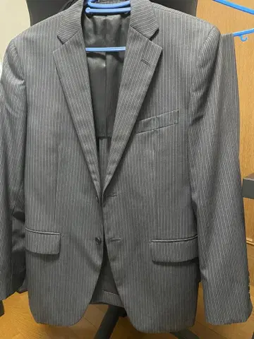 그레이 스트라이프 비즈니스 정장 2팬츠