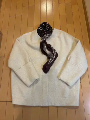 투모로우랜드 아우터