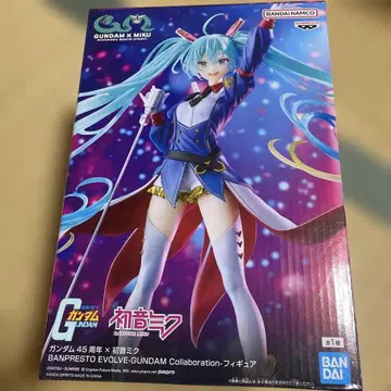 하츠네 미쿠 GUNDAM 콜라보 피규어