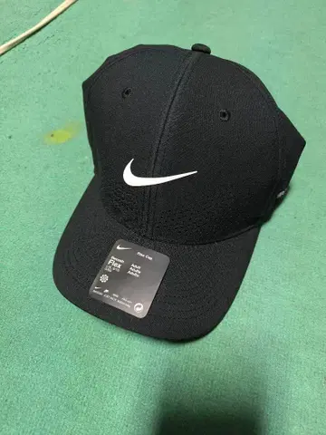 nike rise cap adv L/XL