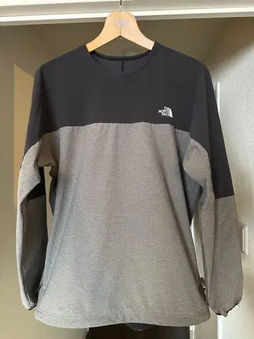 The North Face 긴팔 티셔츠 그레이/블랙