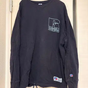 러셀 애슬레틱 네이비 맨투맨