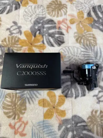 SHIMANO 19 뱅퀴시 C2000SSS 컨디션 최상