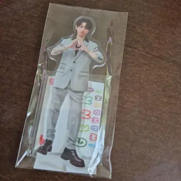 이와하시 겐키 아크릴 스탠드 (다이아몬드 크리스마스)