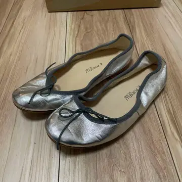 [ 최종 가격 인하 ] E. Porselli 실버 발레 슈즈