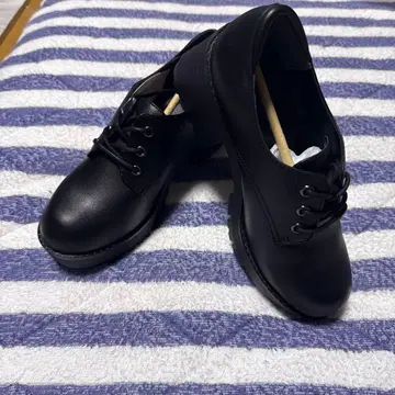 통굽 레이스업 슈즈 블랙 L