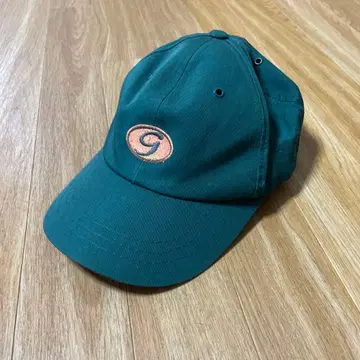 GAP 다크 그린 캡 구제 의류